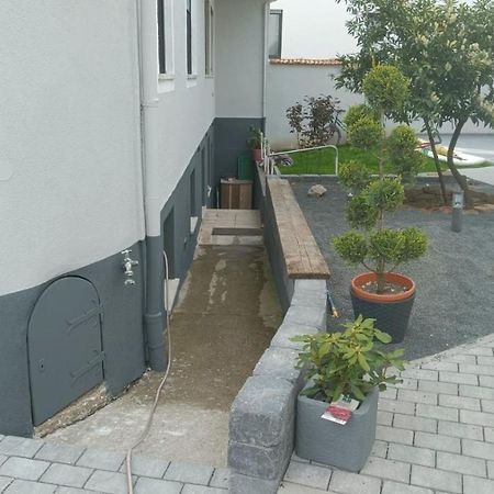 Apartments & Moeblierte Zimmer In Kahl Am Main, Kontaktloser Self Check-In, W-Lan, Schreibtisch, Duschbad, Kuechenzeile, Pkw-Plaetze Luaran gambar