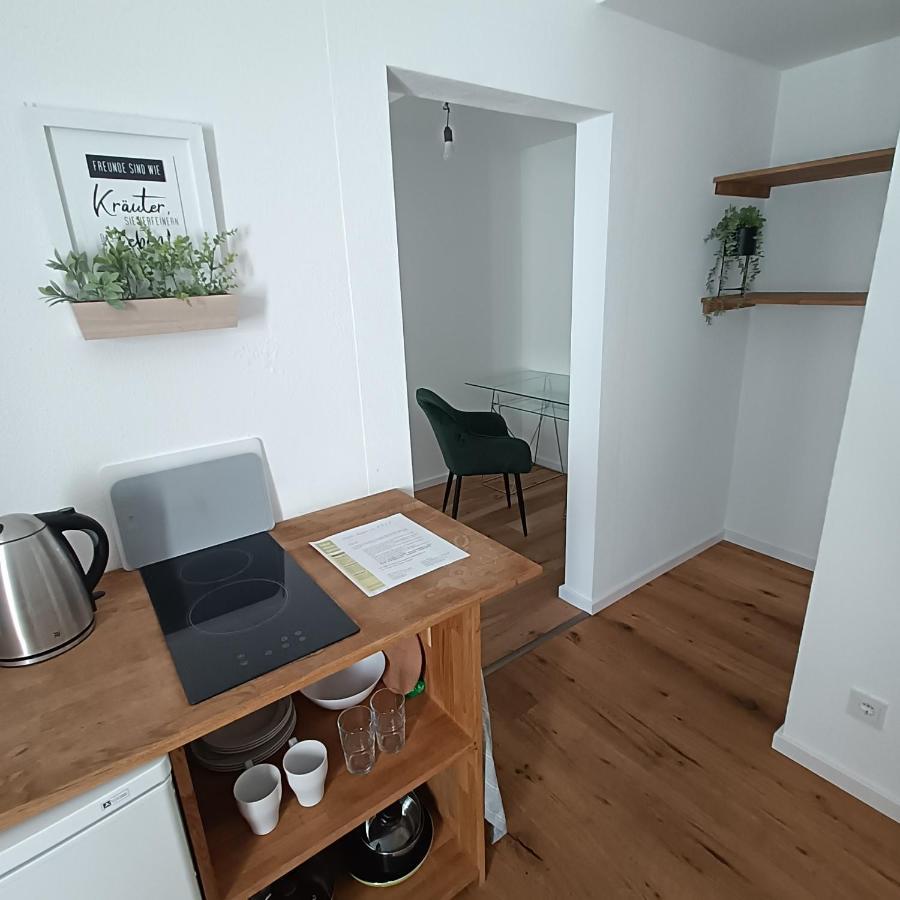 Apartments & Moeblierte Zimmer In Kahl Am Main, Kontaktloser Self Check-In, W-Lan, Schreibtisch, Duschbad, Kuechenzeile, Pkw-Plaetze Luaran gambar
