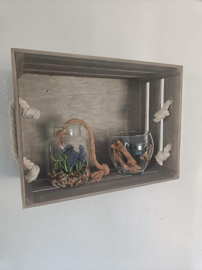 Apartments & Moeblierte Zimmer In Kahl Am Main, Kontaktloser Self Check-In, W-Lan, Schreibtisch, Duschbad, Kuechenzeile, Pkw-Plaetze Luaran gambar