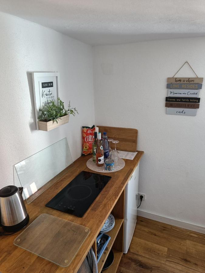 Apartments & Moeblierte Zimmer In Kahl Am Main, Kontaktloser Self Check-In, W-Lan, Schreibtisch, Duschbad, Kuechenzeile, Pkw-Plaetze Luaran gambar