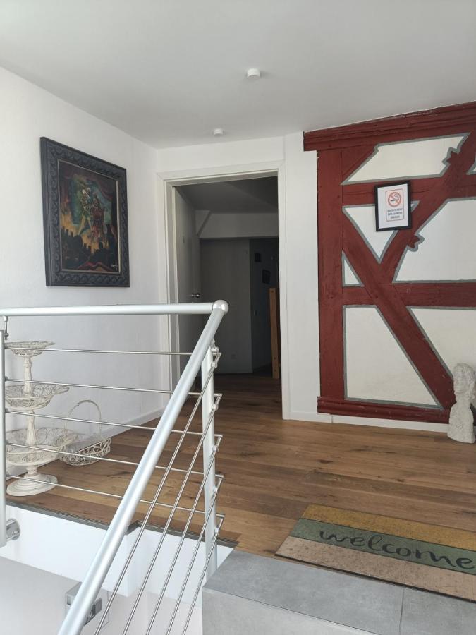 Apartments & Moeblierte Zimmer In Kahl Am Main, Kontaktloser Self Check-In, W-Lan, Schreibtisch, Duschbad, Kuechenzeile, Pkw-Plaetze Luaran gambar