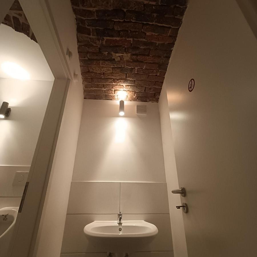 Apartments & Moeblierte Zimmer In Kahl Am Main, Kontaktloser Self Check-In, W-Lan, Schreibtisch, Duschbad, Kuechenzeile, Pkw-Plaetze Luaran gambar