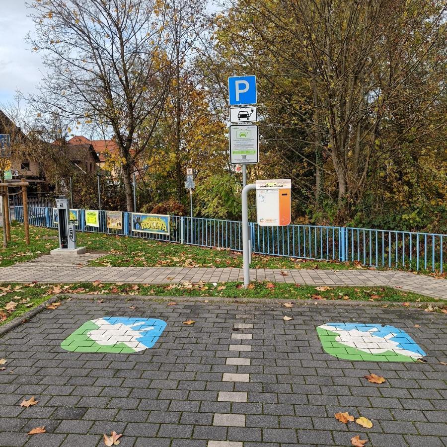 Apartments & Moeblierte Zimmer In Kahl Am Main, Kontaktloser Self Check-In, W-Lan, Schreibtisch, Duschbad, Kuechenzeile, Pkw-Plaetze Luaran gambar