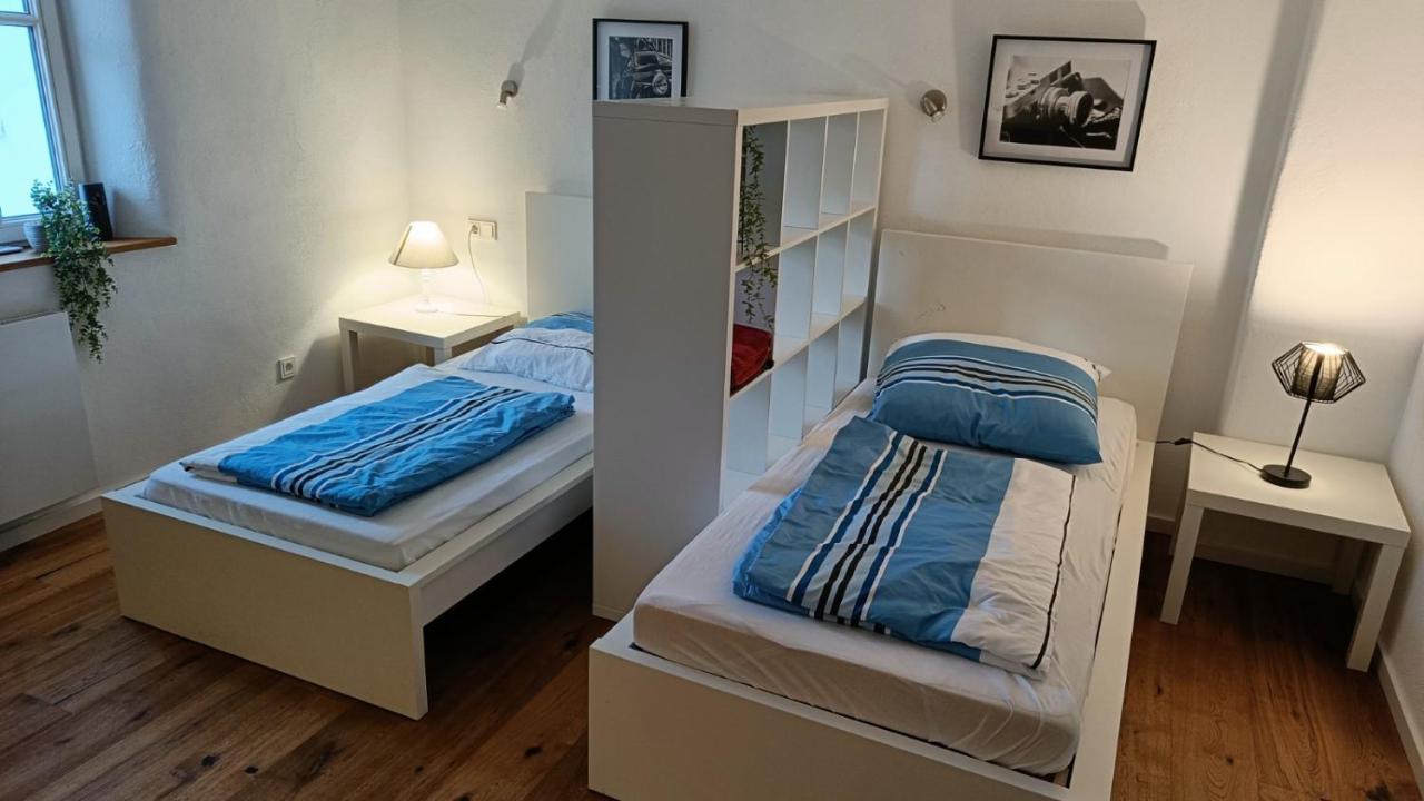 Apartments & Moeblierte Zimmer In Kahl Am Main, Kontaktloser Self Check-In, W-Lan, Schreibtisch, Duschbad, Kuechenzeile, Pkw-Plaetze Luaran gambar