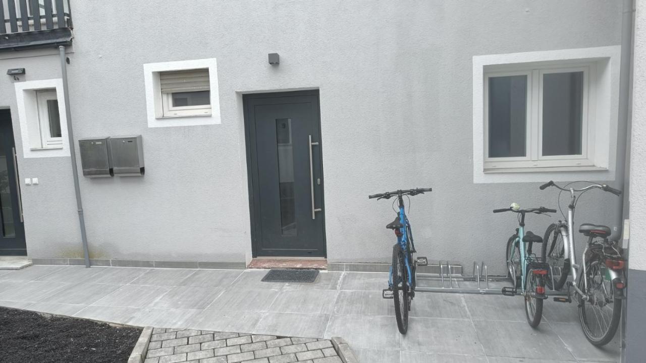 Apartments & Moeblierte Zimmer In Kahl Am Main, Kontaktloser Self Check-In, W-Lan, Schreibtisch, Duschbad, Kuechenzeile, Pkw-Plaetze Luaran gambar