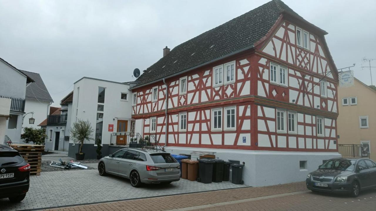 Apartments & Moeblierte Zimmer In Kahl Am Main, Kontaktloser Self Check-In, W-Lan, Schreibtisch, Duschbad, Kuechenzeile, Pkw-Plaetze Luaran gambar